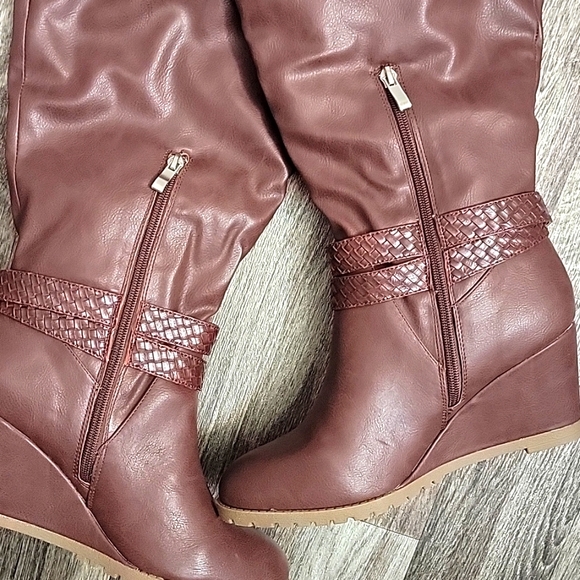 Journey Collection Wine boots - Picture 6 of 8